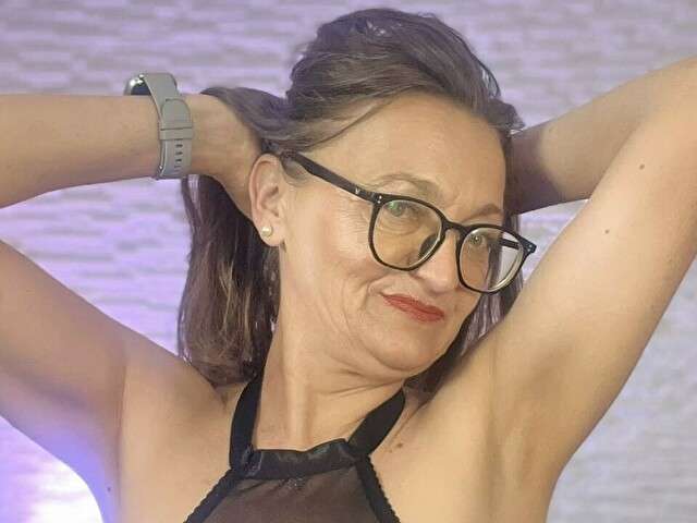 SIENNASHINEE1 free sexy photo