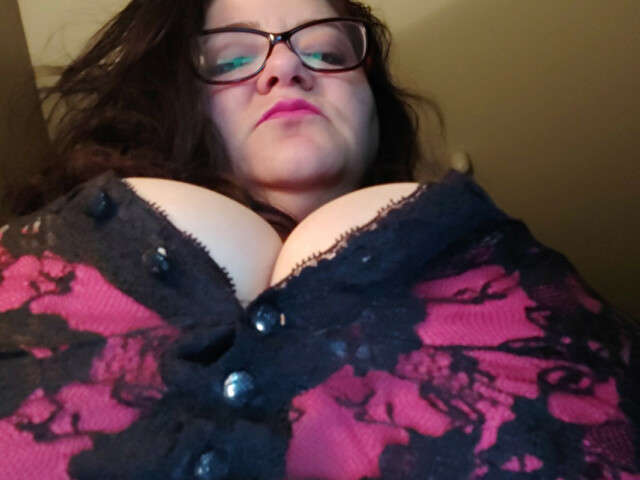 MERYLINNN free hard sexy photo