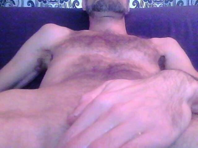 GEILEBEER79 free hard sexy photo