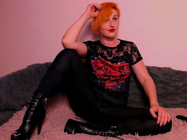 CHEEKYMISS free sexy photo