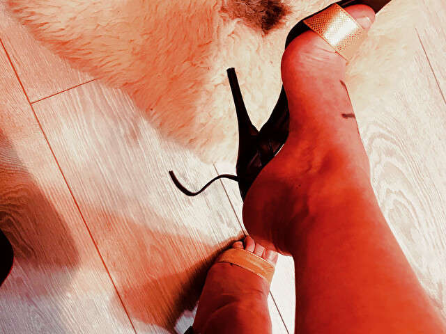 GODDESSTANJA free sexy photo