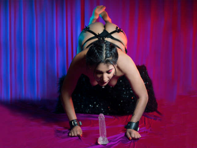 PAULASLAVE free hard sexy photo