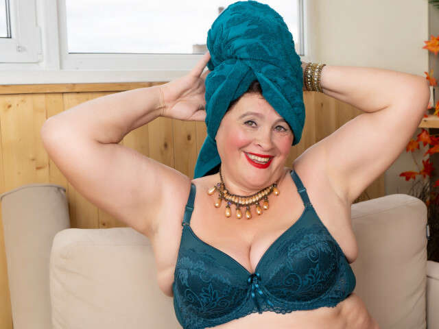 BERRYCHIC free hard sexy photo