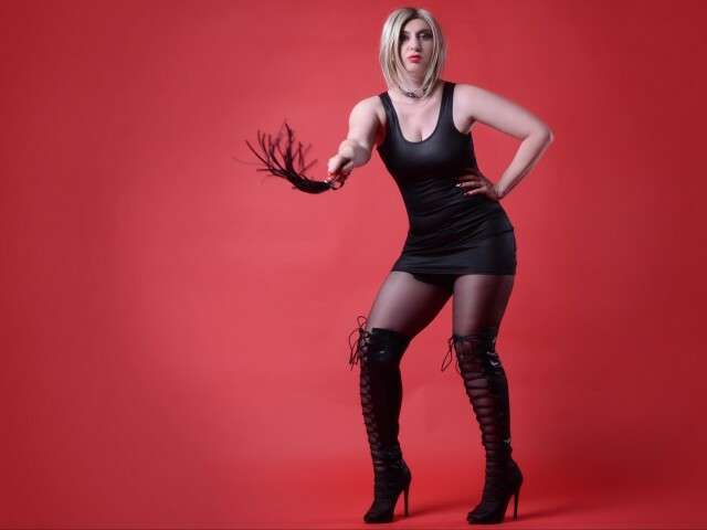LADYKALIANN free hard sexy photo