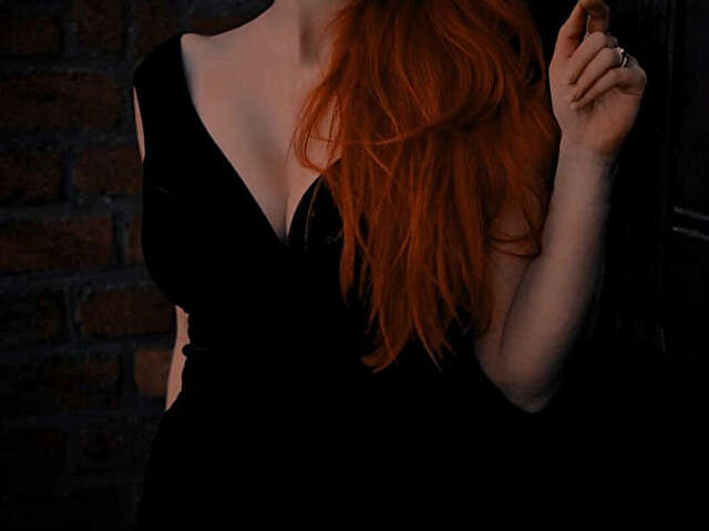 CHLOECARAMEL free sexy photo